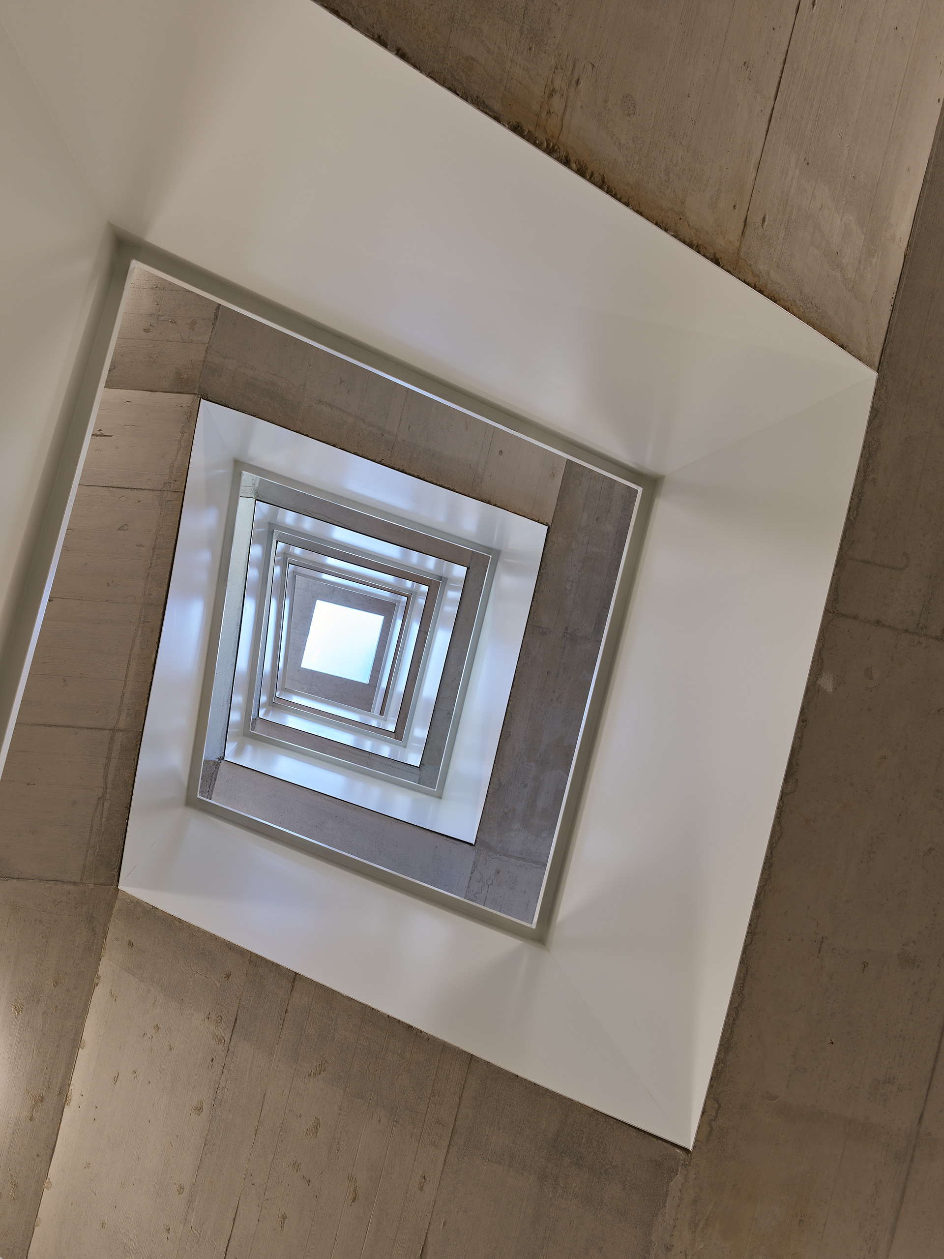 Ahp0066 AIQ4 007884 J2560